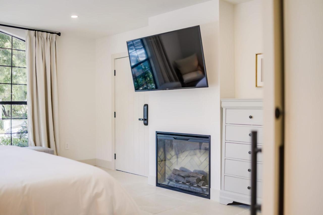 Casa Valerio - Boutique Suites In Downtown 圣巴巴拉 外观 照片