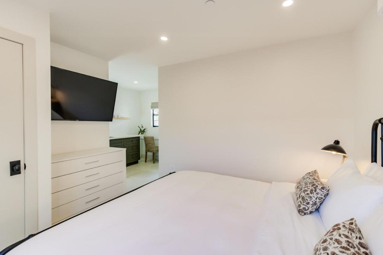 Casa Valerio - Boutique Suites In Downtown 圣巴巴拉 外观 照片