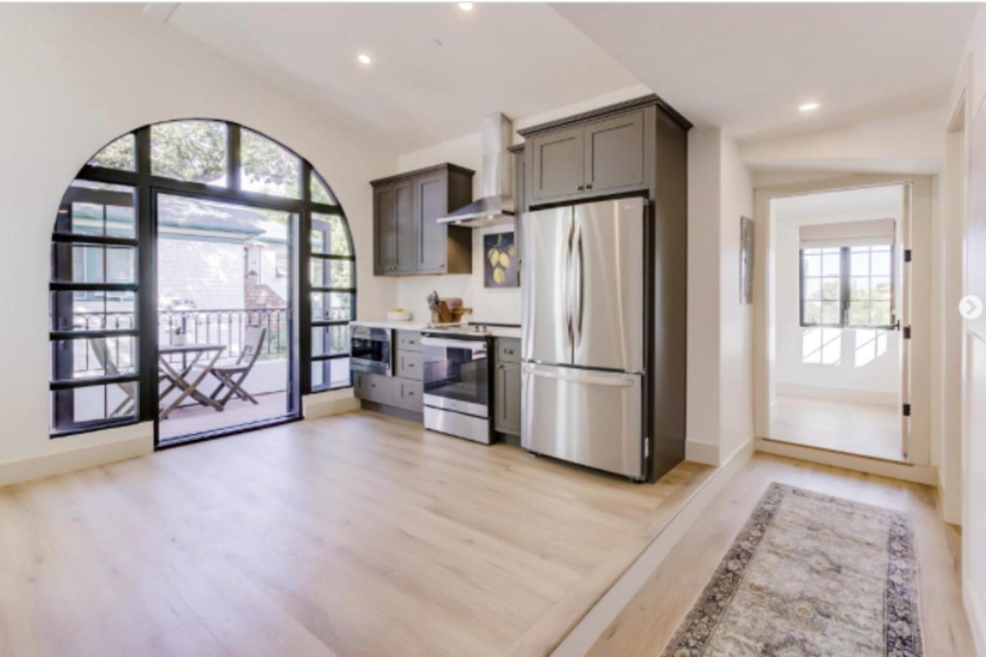 Casa Valerio - Boutique Suites In Downtown 圣巴巴拉 外观 照片