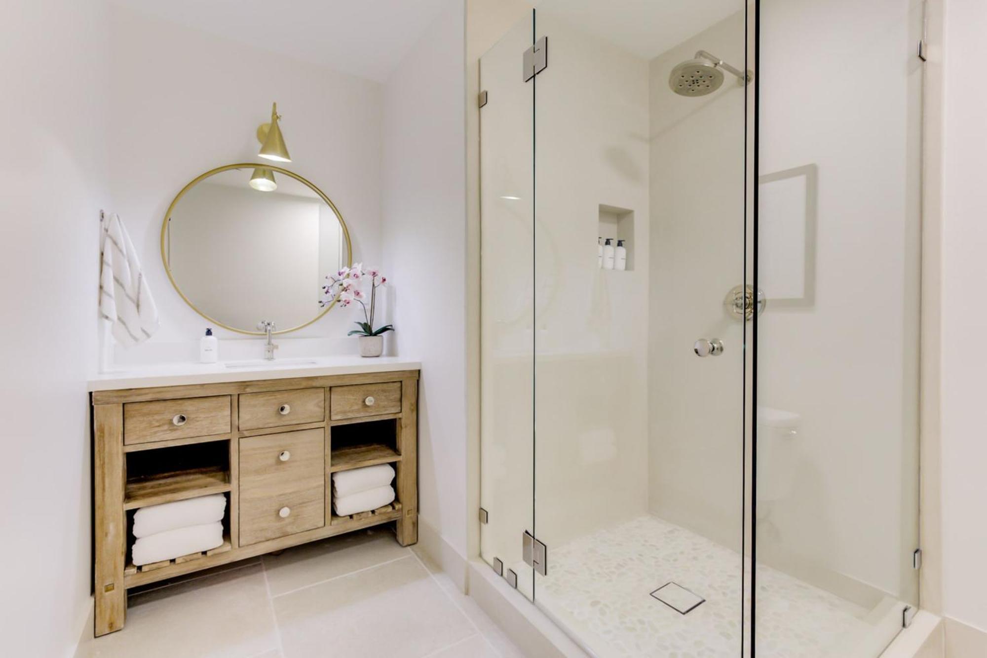 Casa Valerio - Boutique Suites In Downtown 圣巴巴拉 外观 照片